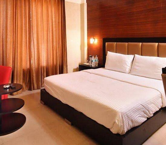 Grand Palace Hotel, Kanpur 1